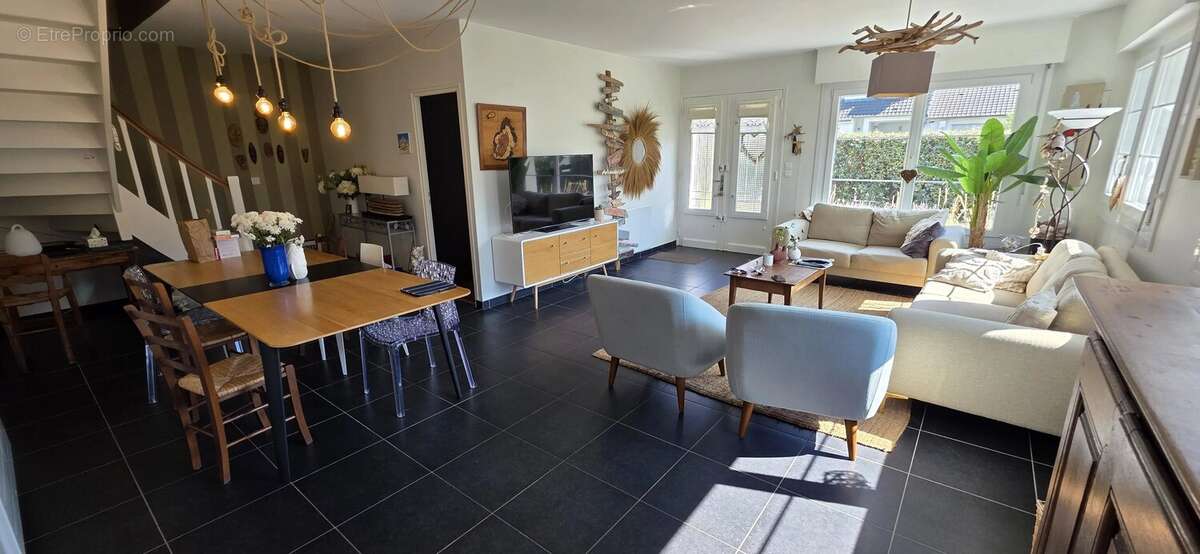 Proximité plage et commerces : villa 4/5 chambres - photo 2