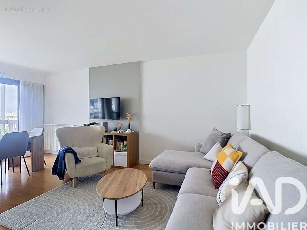 Photo 7 - Appartement à COURBEVOIE