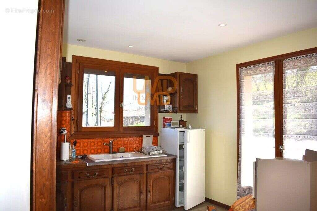 Maison à DECAZEVILLE