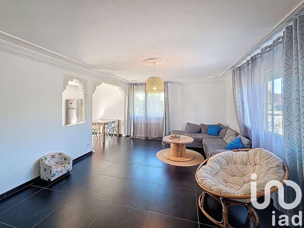 Photo 2 - Maison à PRIX-LES-MEZIERES