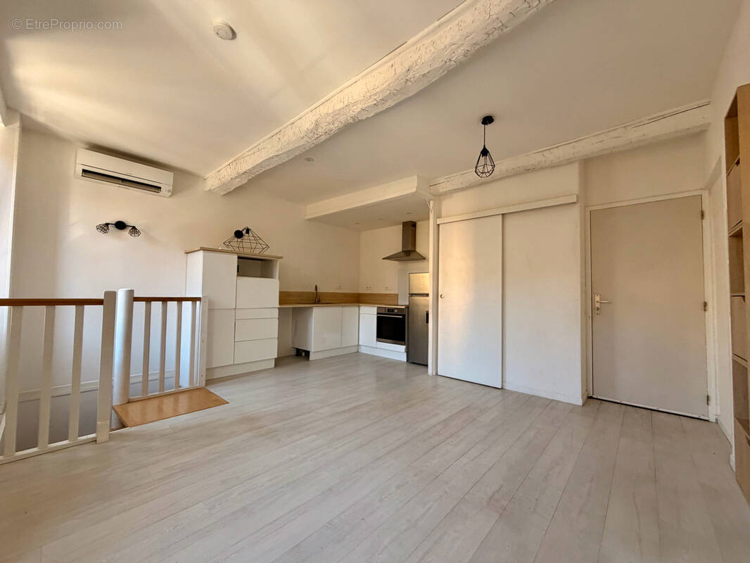 Appartement à PIERREFEU-DU-VAR