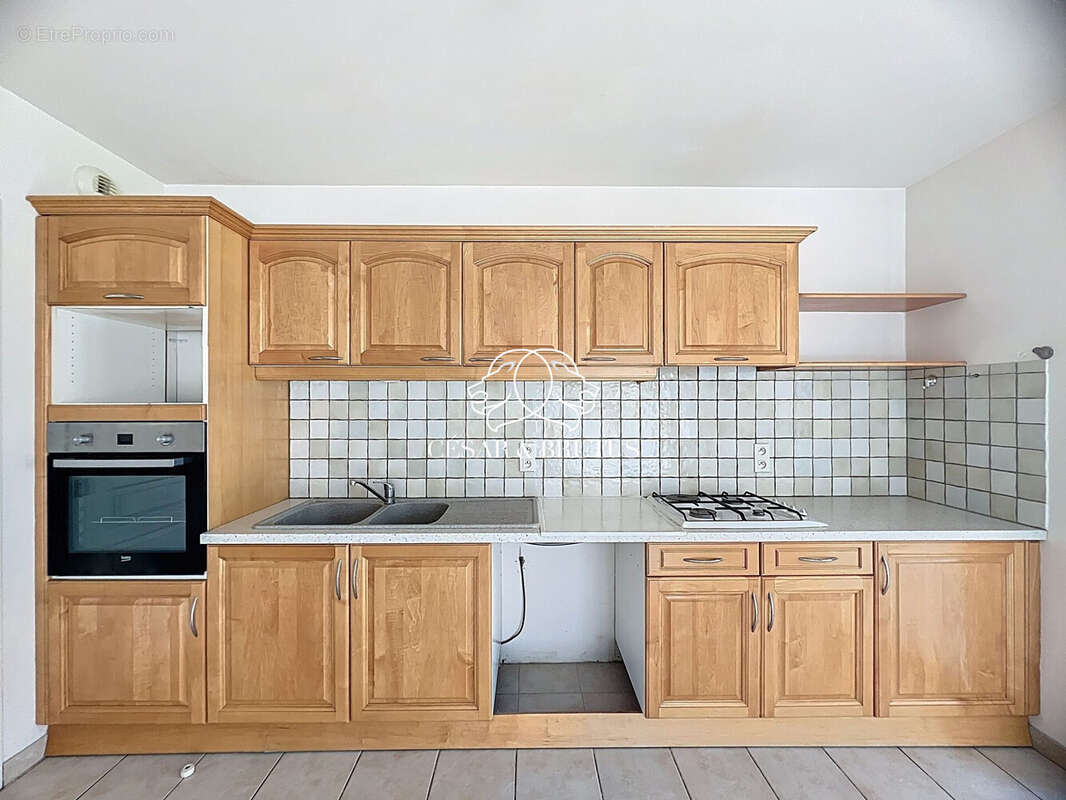 Appartement à PANISSIERES