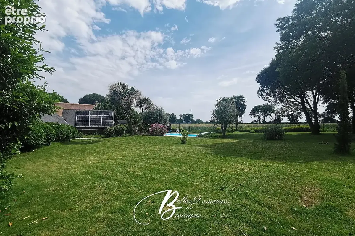 A vendre superbe chaumière en campagne avec dépendances et piscine - photo 6