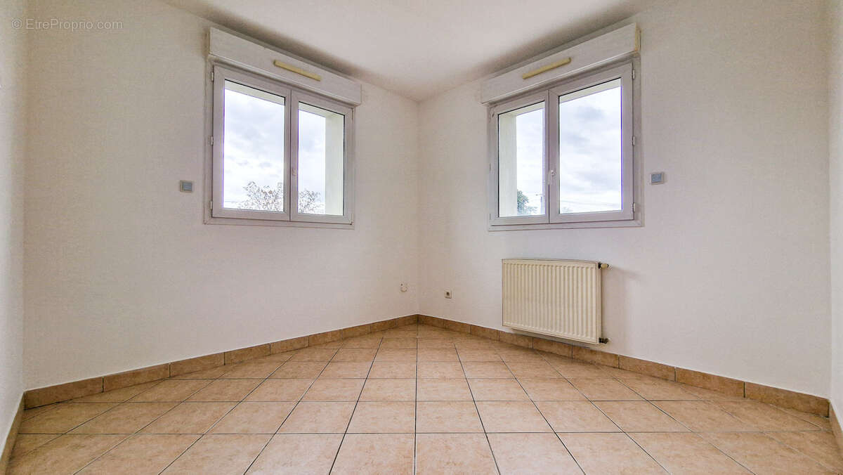 Maison à SARTROUVILLE