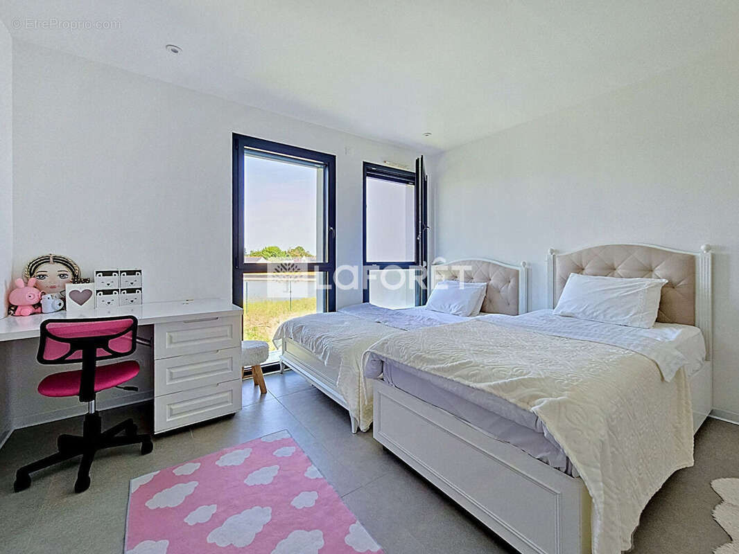 Maison contemporaine 4 chambres avec piscine - photo 12