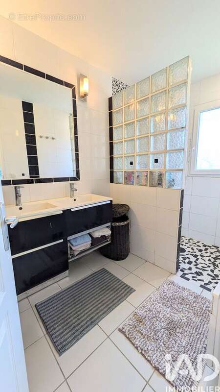 Photo 9 - Maison à SAINT-JEAN-D'ILLAC