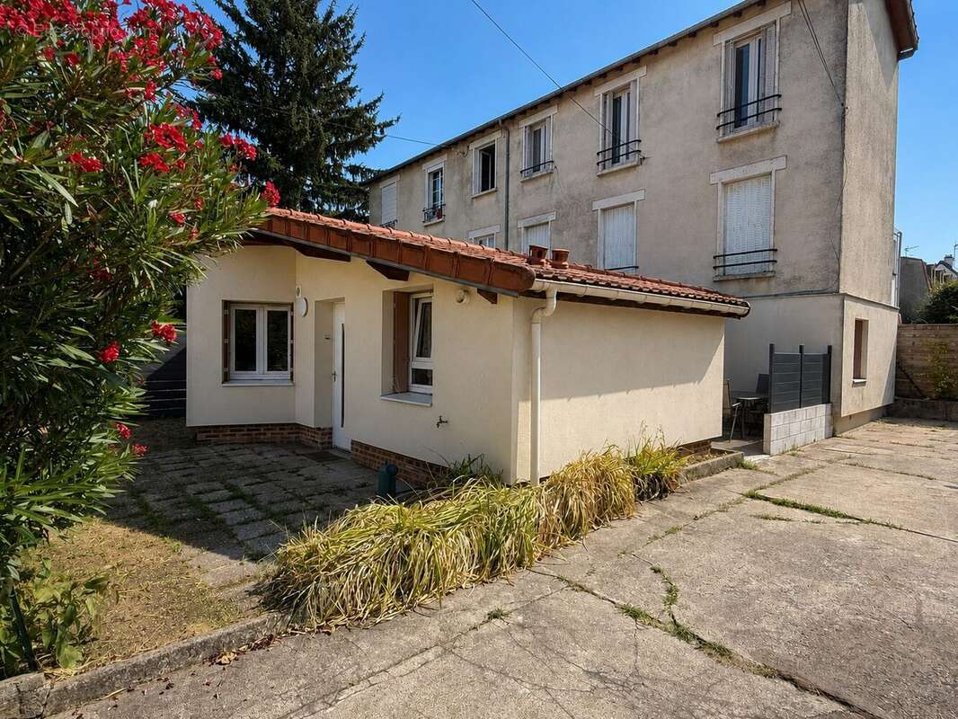 Maison à LIVRY-GARGAN