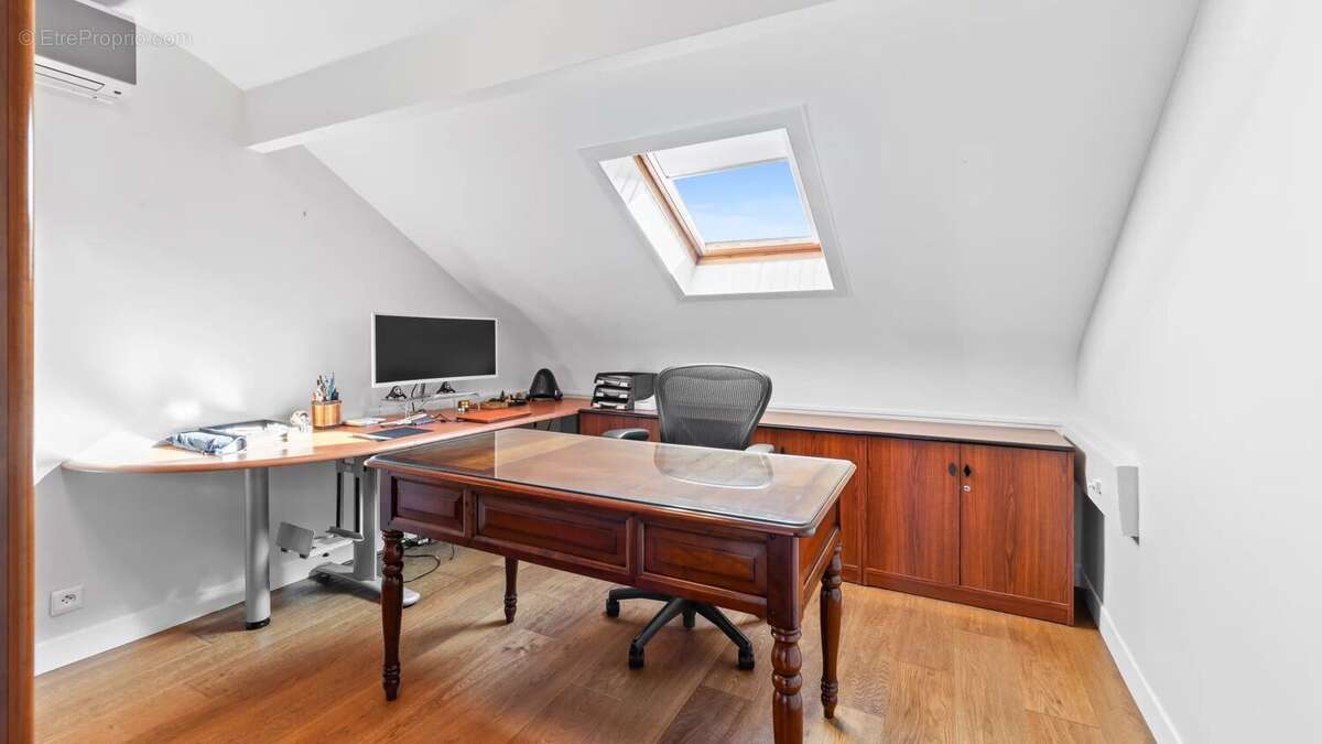 Maison à VAUCRESSON