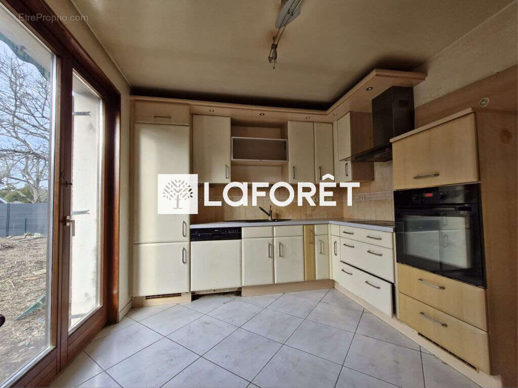 Maison à SAINTE-SUZANNE