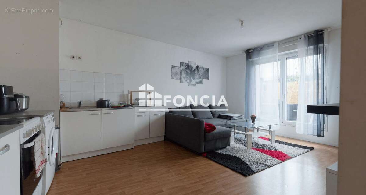 Appartement à CORBEIL-ESSONNES