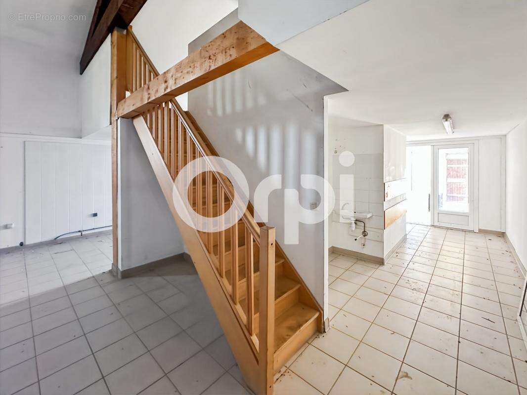 Maison à RUOMS