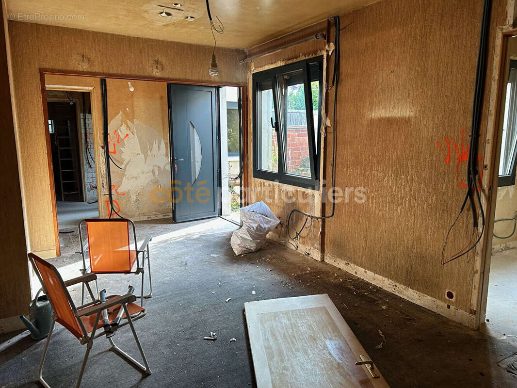 Maison à VILLENEUVE-LE-ROI