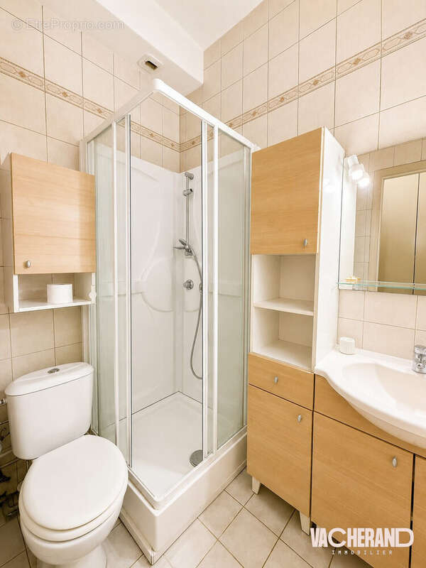 Appartement 24 m² à Lille  - photo 3