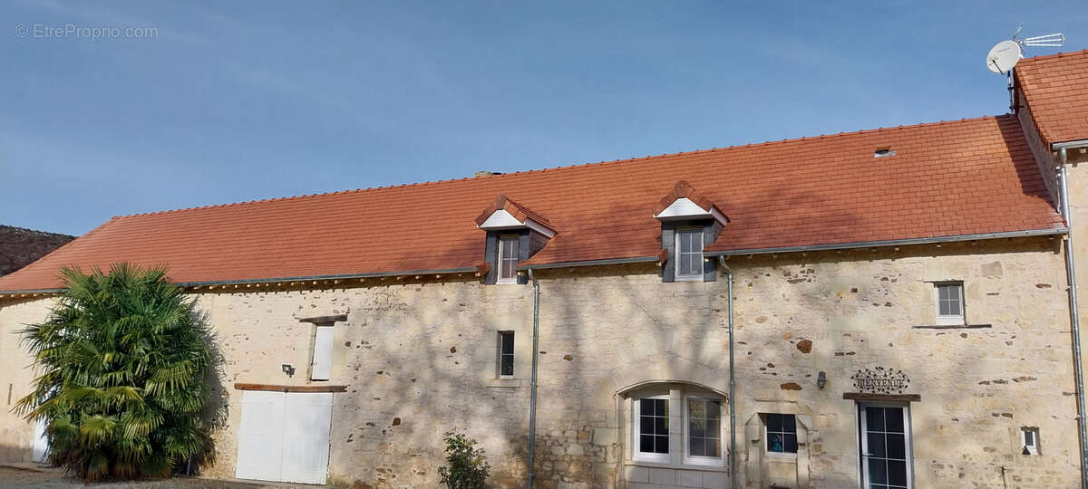 Maison à DANGE-SAINT-ROMAIN