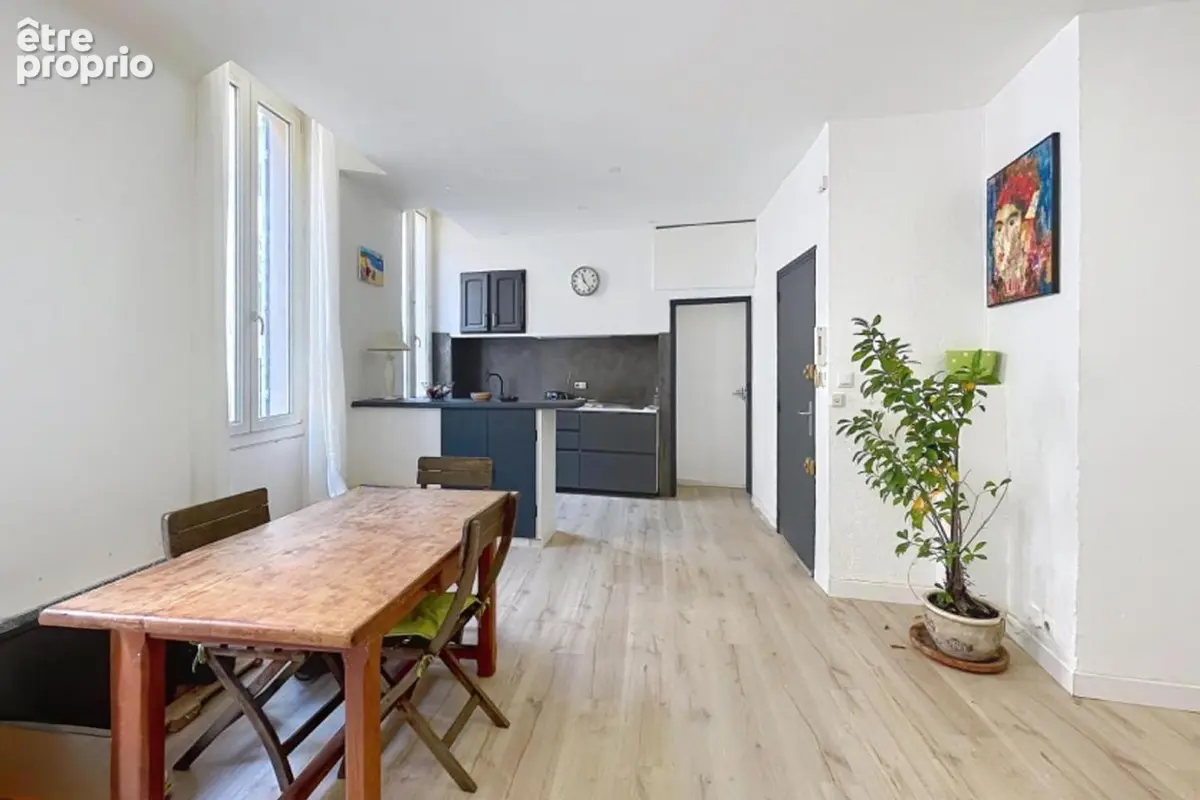 Appartement Marseille 2 pièces 64 m2, proche Préfecture - photo 2