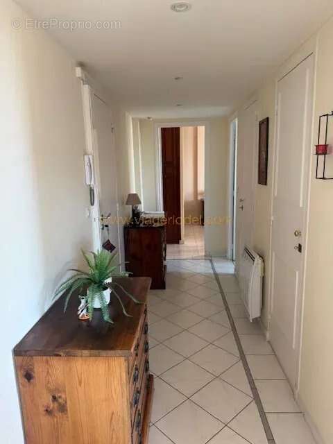 Appartement à CAGNES-SUR-MER