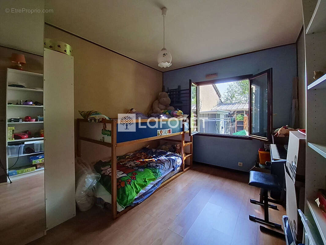 Maison Valgelon-la Rochette 3 pièce(s) 70 m2 - photo 8