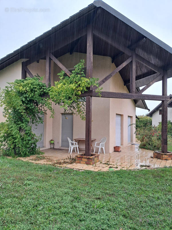 Maison à DIVONNE-LES-BAINS