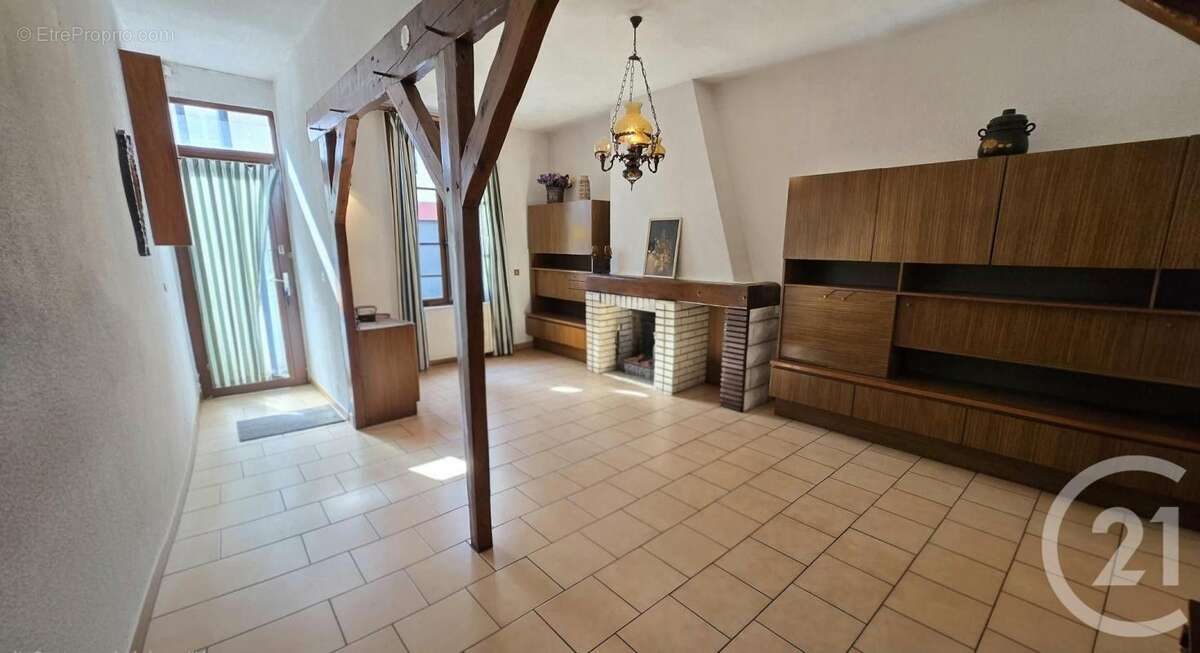 Maison à PONT-SAINTE-MAXENCE