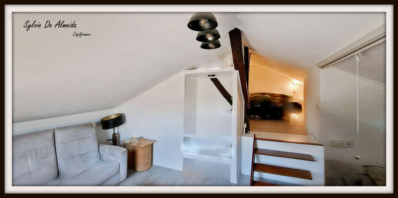 Maison à PONT-DE-VEYLE