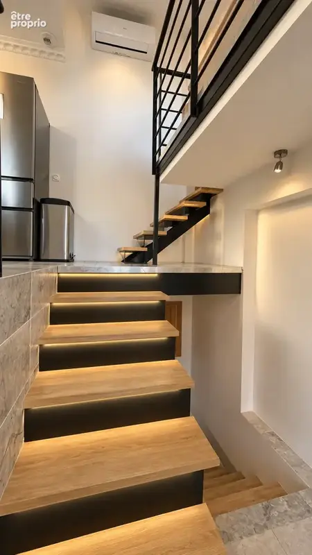 CLERMONT-FERRAND - Maison Michelin 82 m2 avec 4 pièces entièrement rénovée - Architecture intérieure atypique, - photo 4