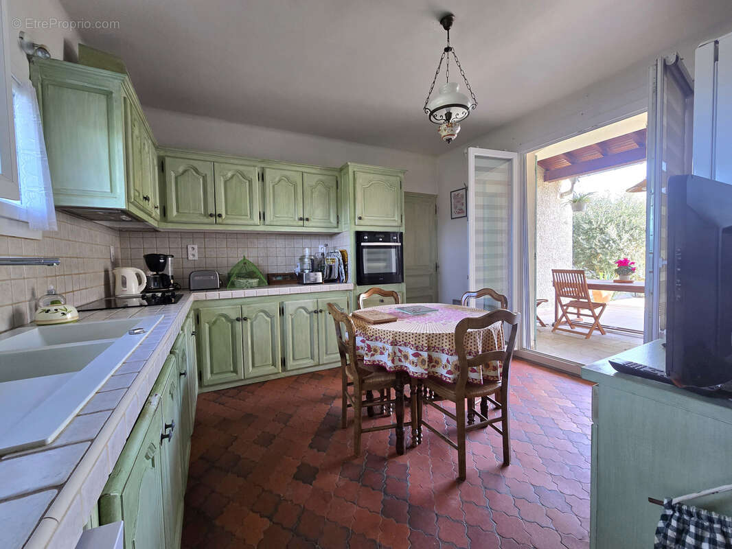 Maison à L&#039;ISLE-SUR-LA-SORGUE