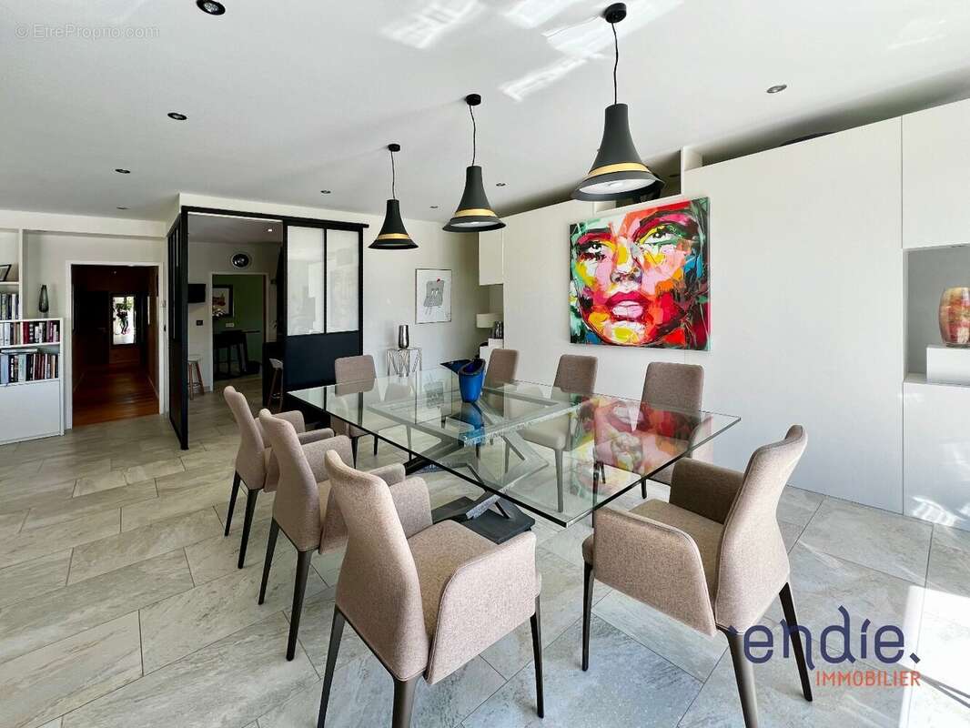 Maison à CHATELLERAULT