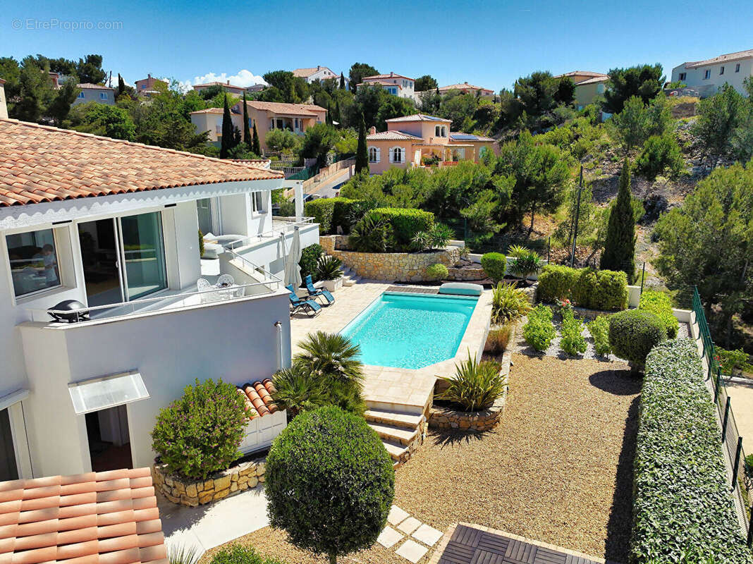 Maison à ENSUES-LA-REDONNE