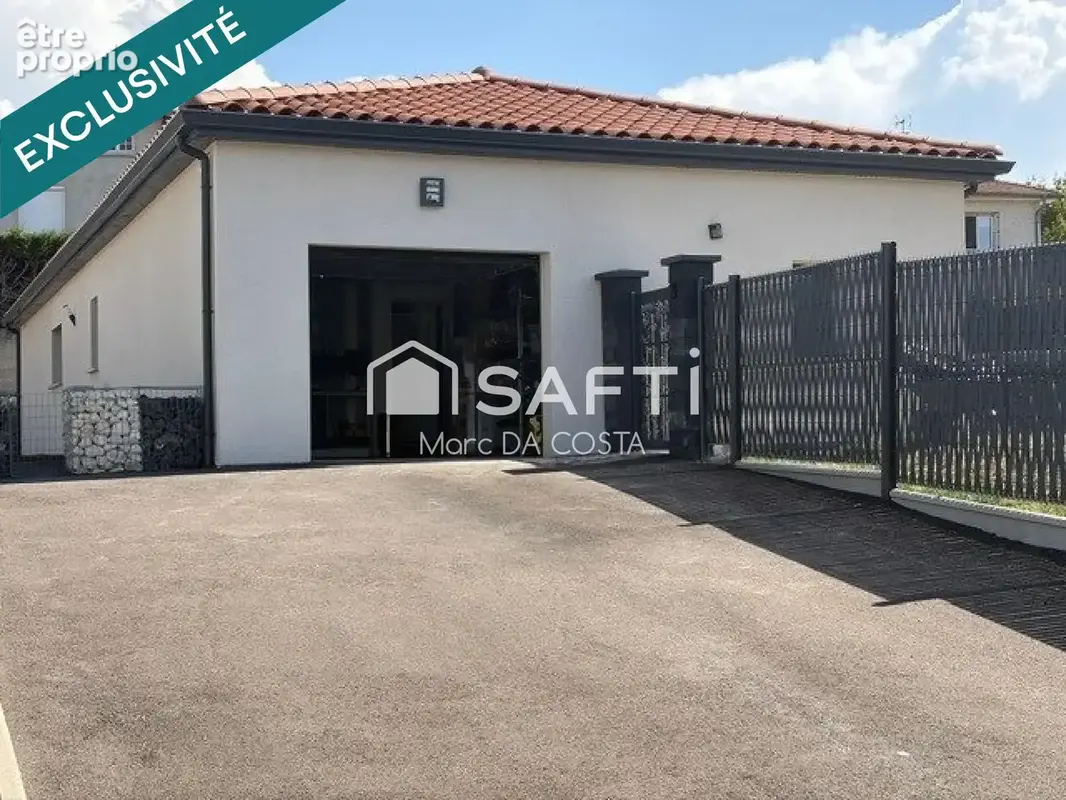 Photo 1 - Maison à SAVIGNEUX