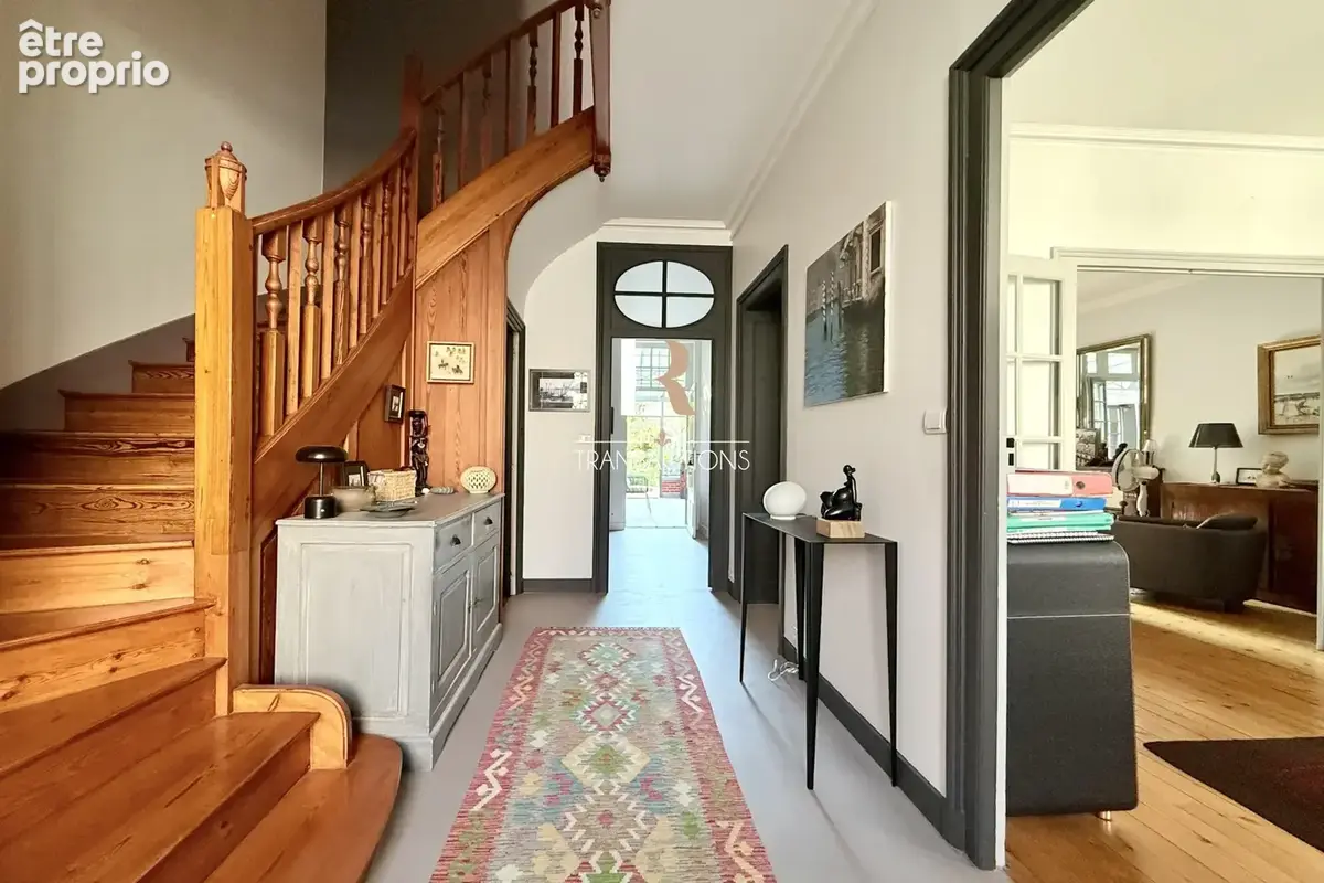 LR Transactions - La Genette - Maison de caractère avec joli jardin arboré - photo 3