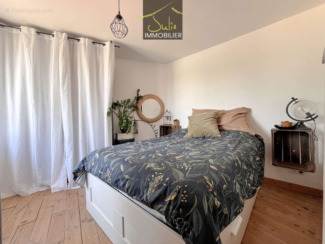 Charmante petite maison entièrement restaurée (2 chambres/bureau) avec dépendances. - photo 6