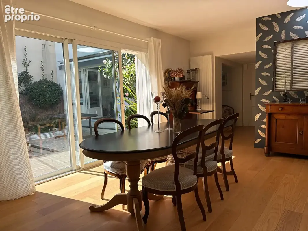 Belle maison familiale de 144 m² avec 5 chambres, jardin et garage - photo 4