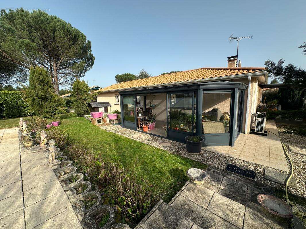 Maison à SAINT-SYMPHORIEN