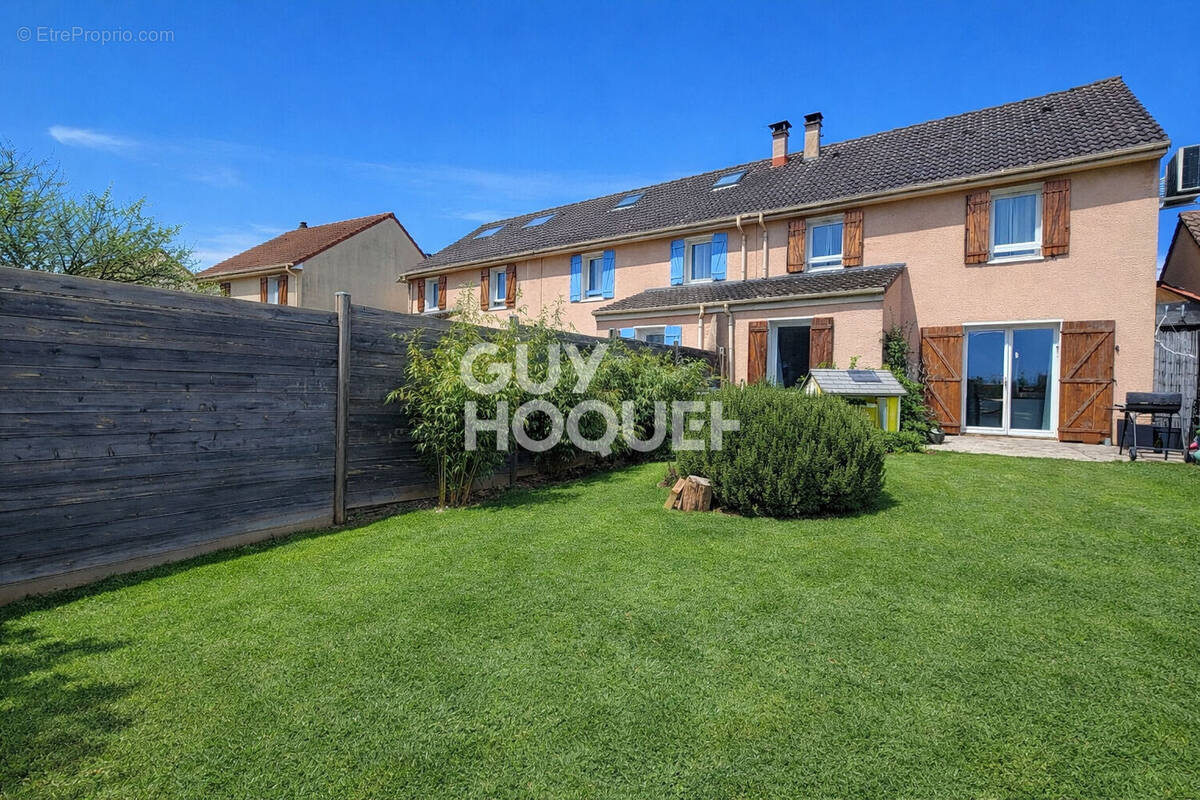 Maison à AUBERGENVILLE