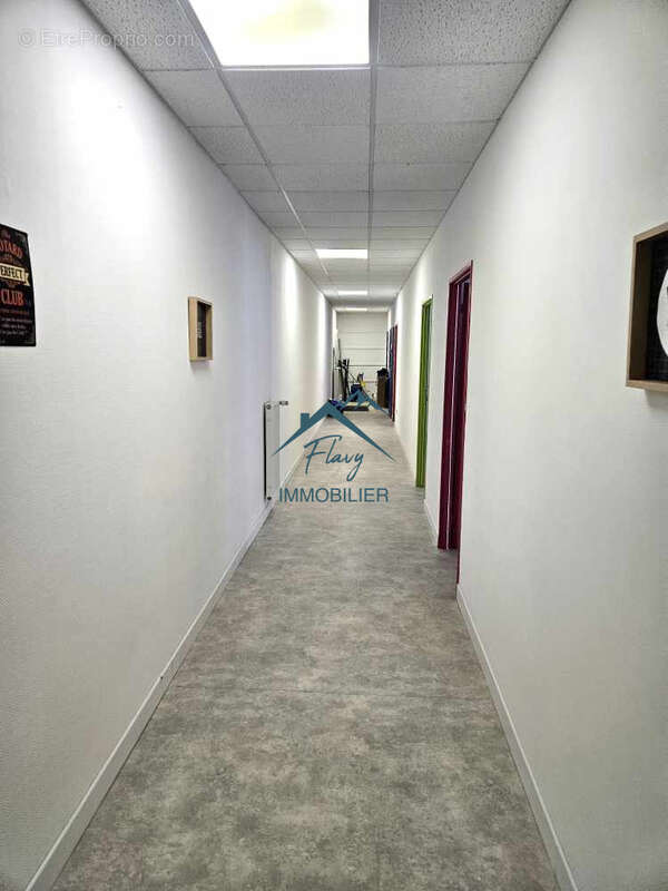 Autre à LE SYNDICAT