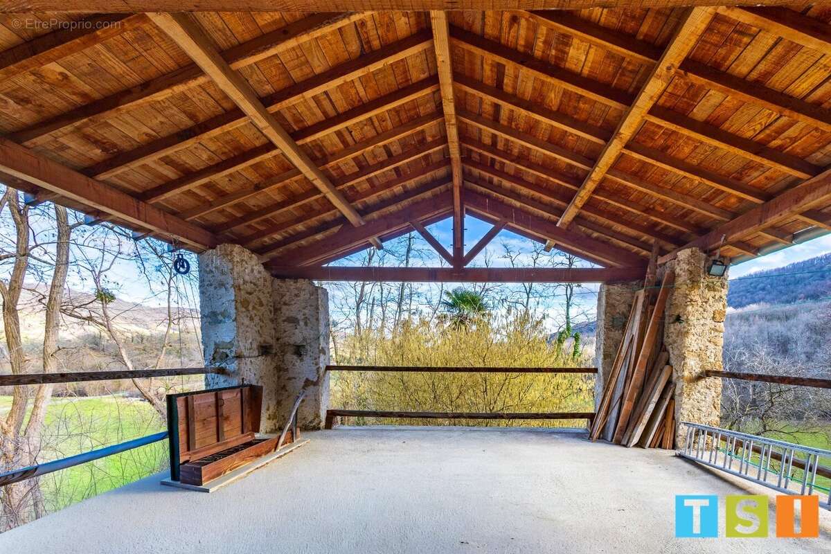 MONTEGUT-PLANTAUREL  Maison avec vue panoramique, authenticité et potentiel - photo 14
