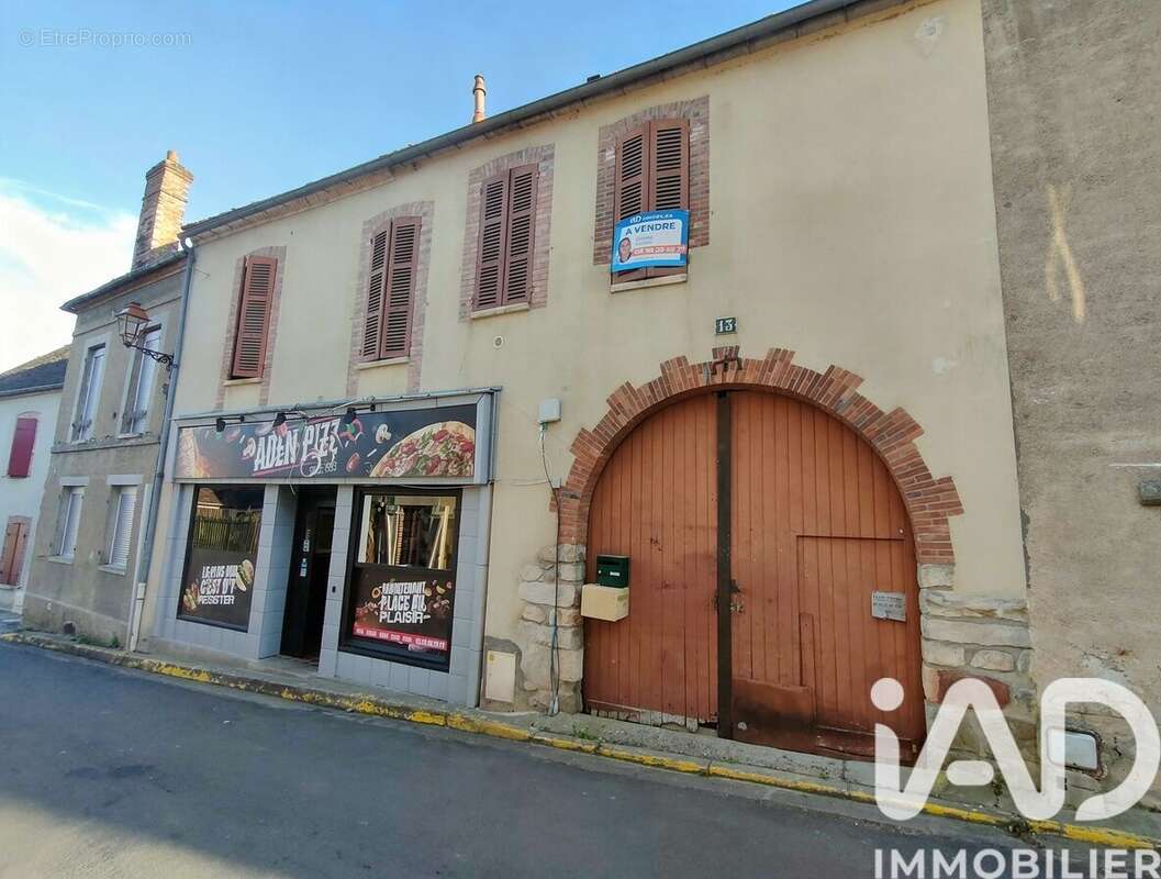 Photo 2 - Maison à SERGINES