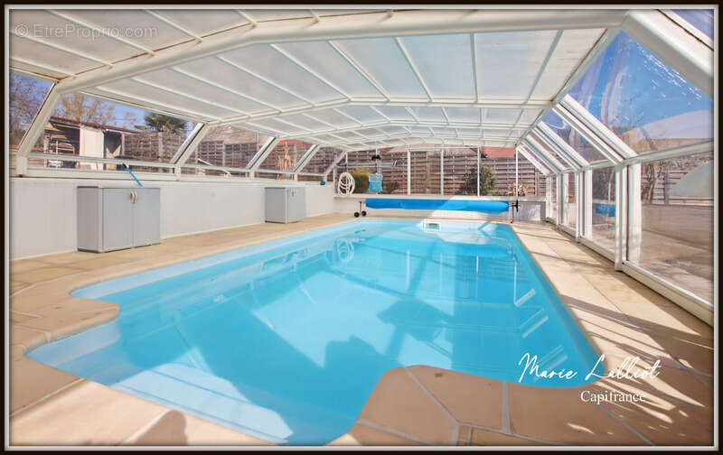 Maison à vendre 8 pièces, 204m², Puiseautin, 5 chambres, Piscine, Garage, Climatisation, Panneaux Solaires, Cave - photo 5