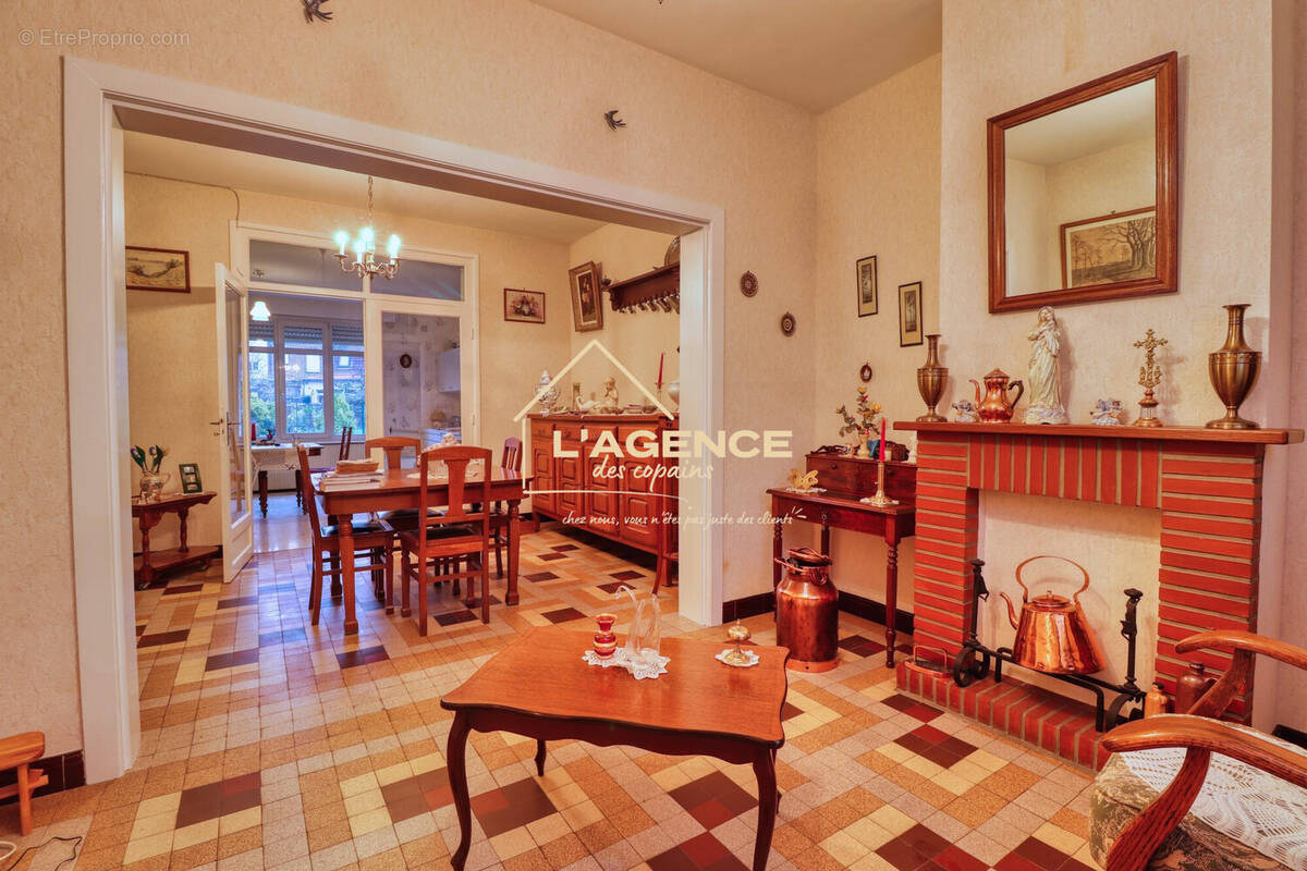 Maison à HAZEBROUCK