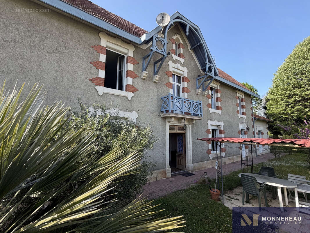 Maison de caractere . - photo 21