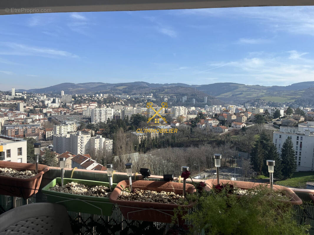 Appartement à SAINT-ETIENNE