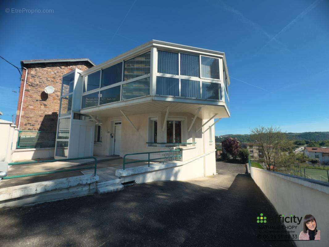 Maison 127 m² à Firminy  - photo 2