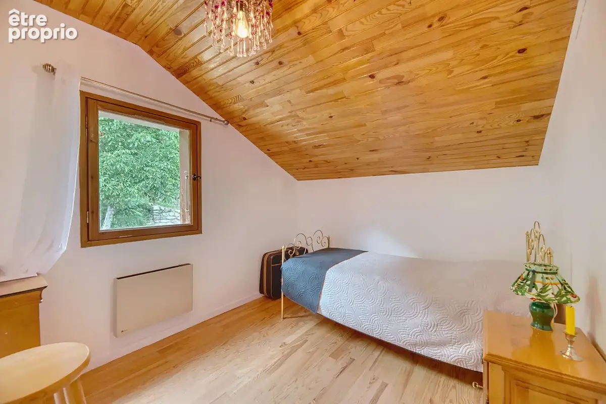 Saint-Martin-Vésubie — Chalet avec appartement indépendant et terrain de 1 054 m2 - photo 12