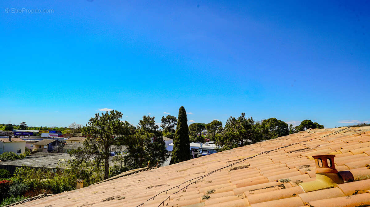 Appartement à LE CRES