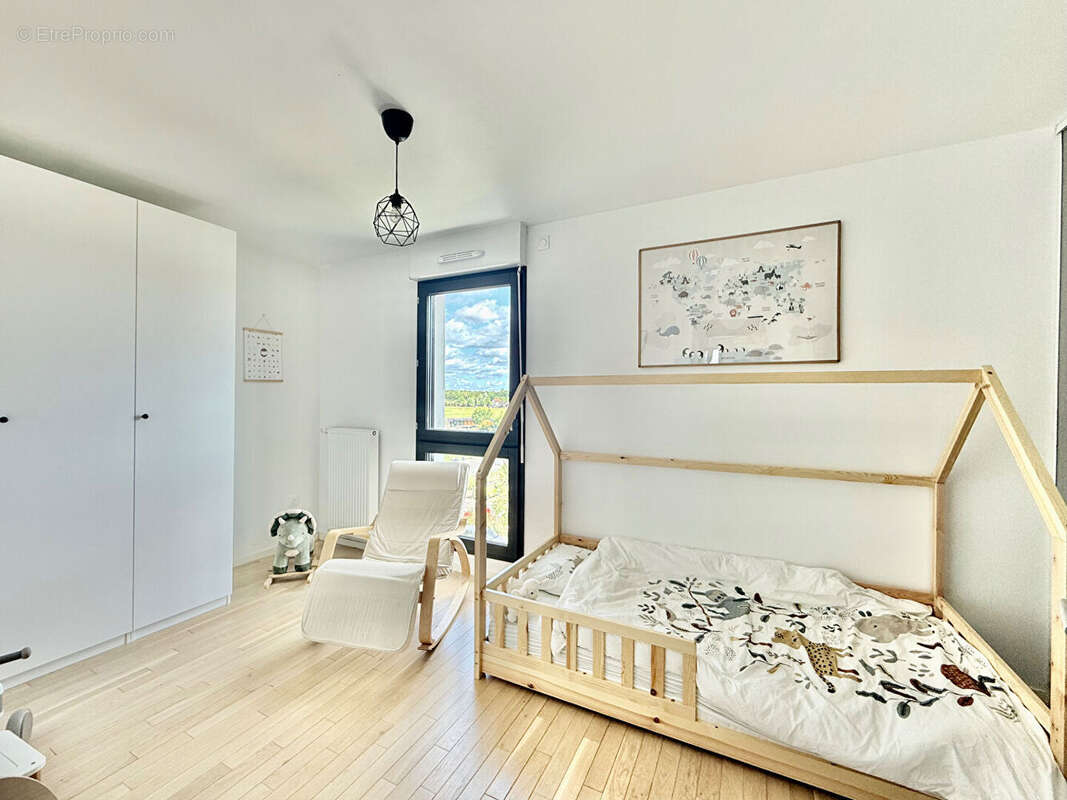 Appartement à SAINT-CYR-L&#039;ECOLE