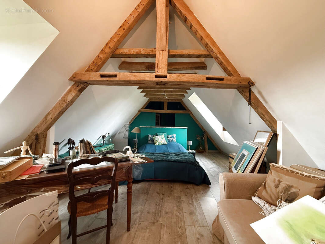 Maison à BONNETABLE