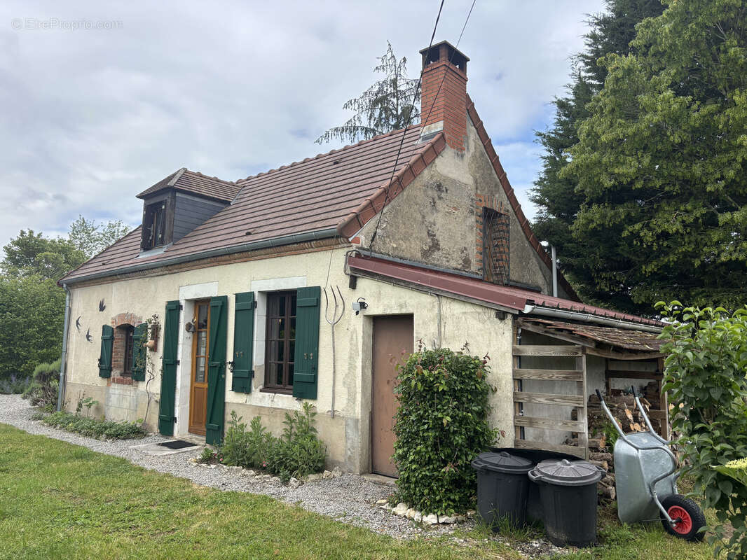 Maison à NEUVY-LE-BARROIS