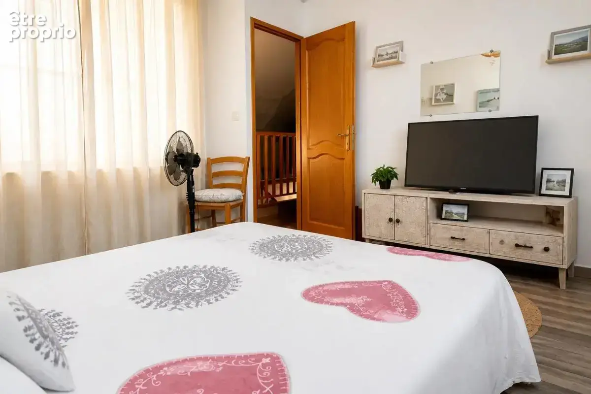 Maison de 6 pièces de 210 m² à Le Bouchage - photo 10