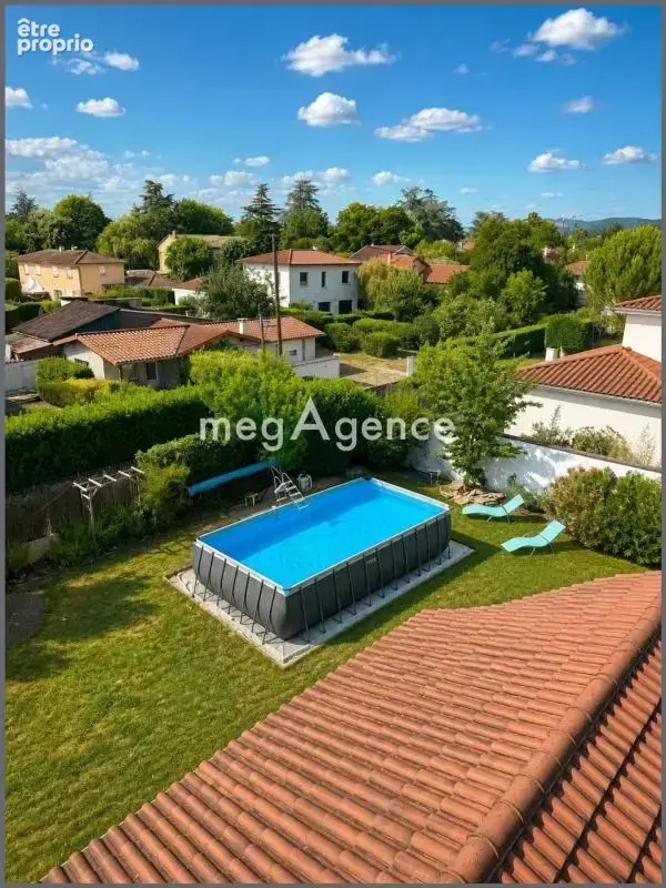 Charbonnières-les-Bains – Une demeure familiale de charme aux volumes remarquables - photo 5