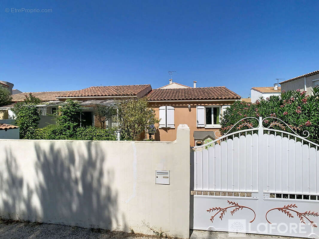Maison type 4 de 104m², jardin . - photo 16